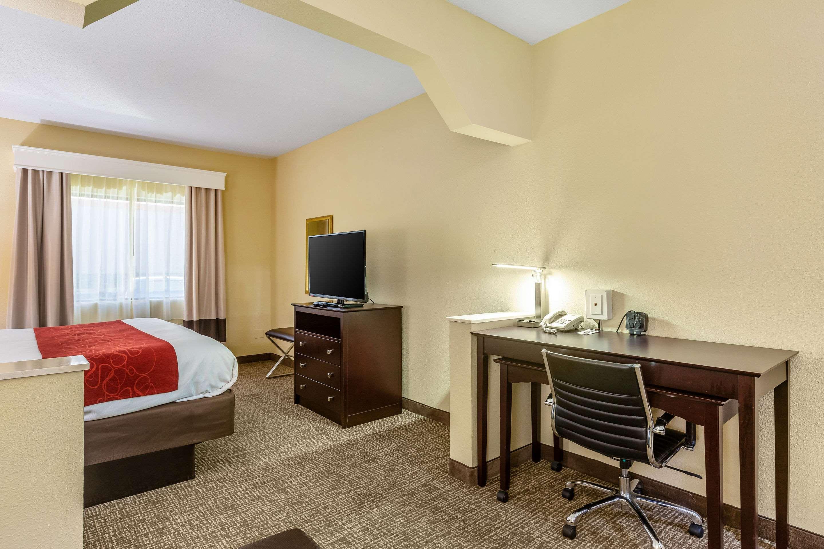 Comfort Suites Near Robins Air Force Base Warner Robins Exterior foto